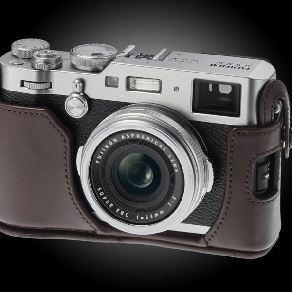 FUJIFILM X100F